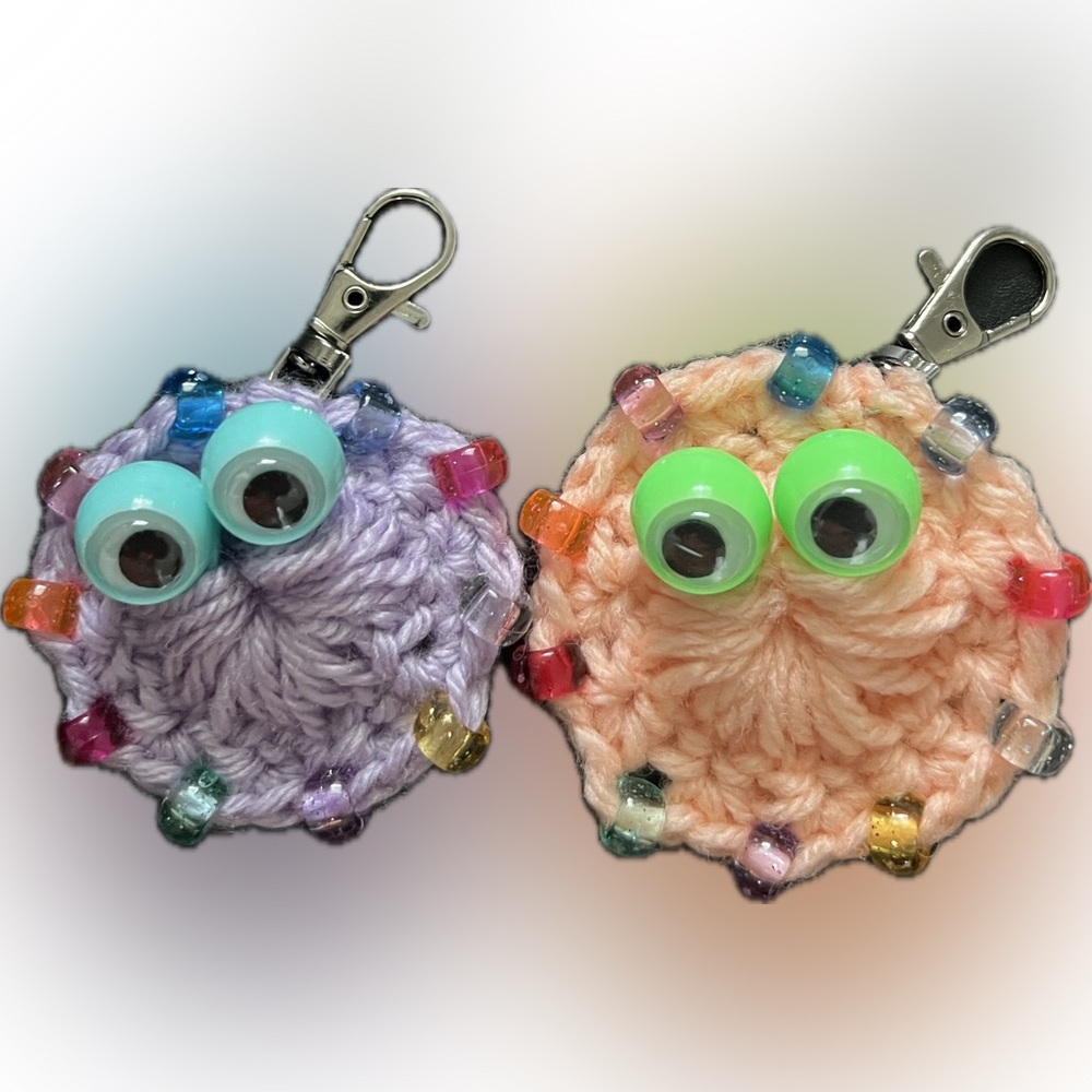 New 10 PC Set Fidget Friend Lobster Clasp Bookbag Luggage Keychain Purse Charm